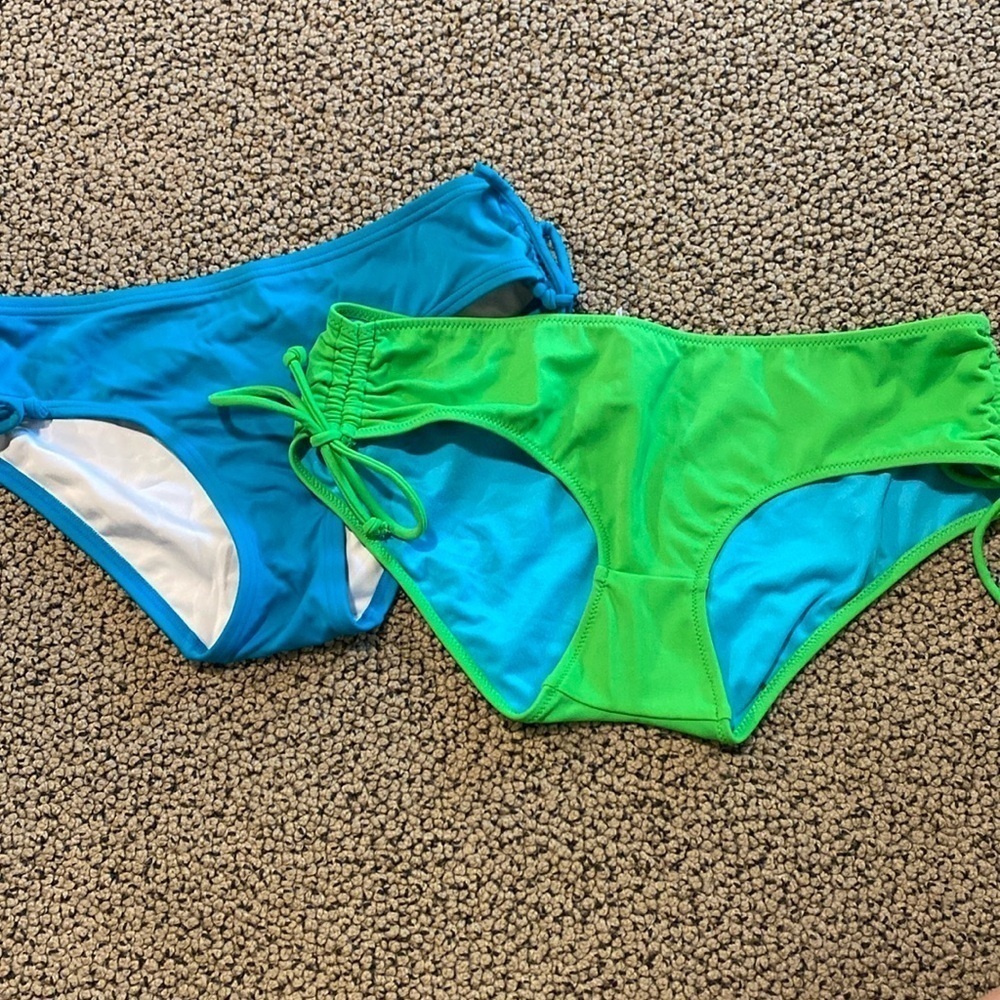 Victoria Secret Bundle of 2 Green & Blue Bikini Bottoms Size XS in EUC